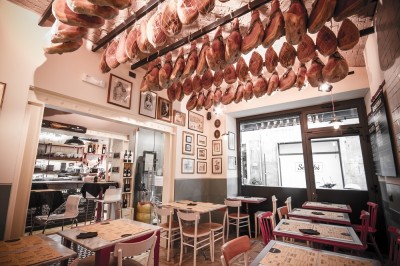 Parma Food and Art walking tour-Prosciutto tasting