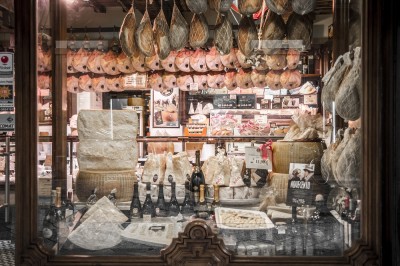 Parma food walking tour - Prosciutto and cured meat