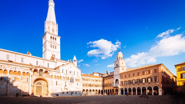 Discover the wonders of Emilia Romagna, Discover Modena!